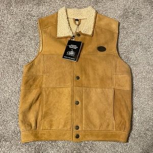 NWT Women’s Knight of New Zealand Lambskin Vest Size M